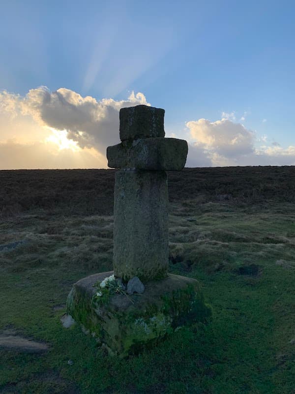 Cowpers Stone Cross - Historic Site in ilkley