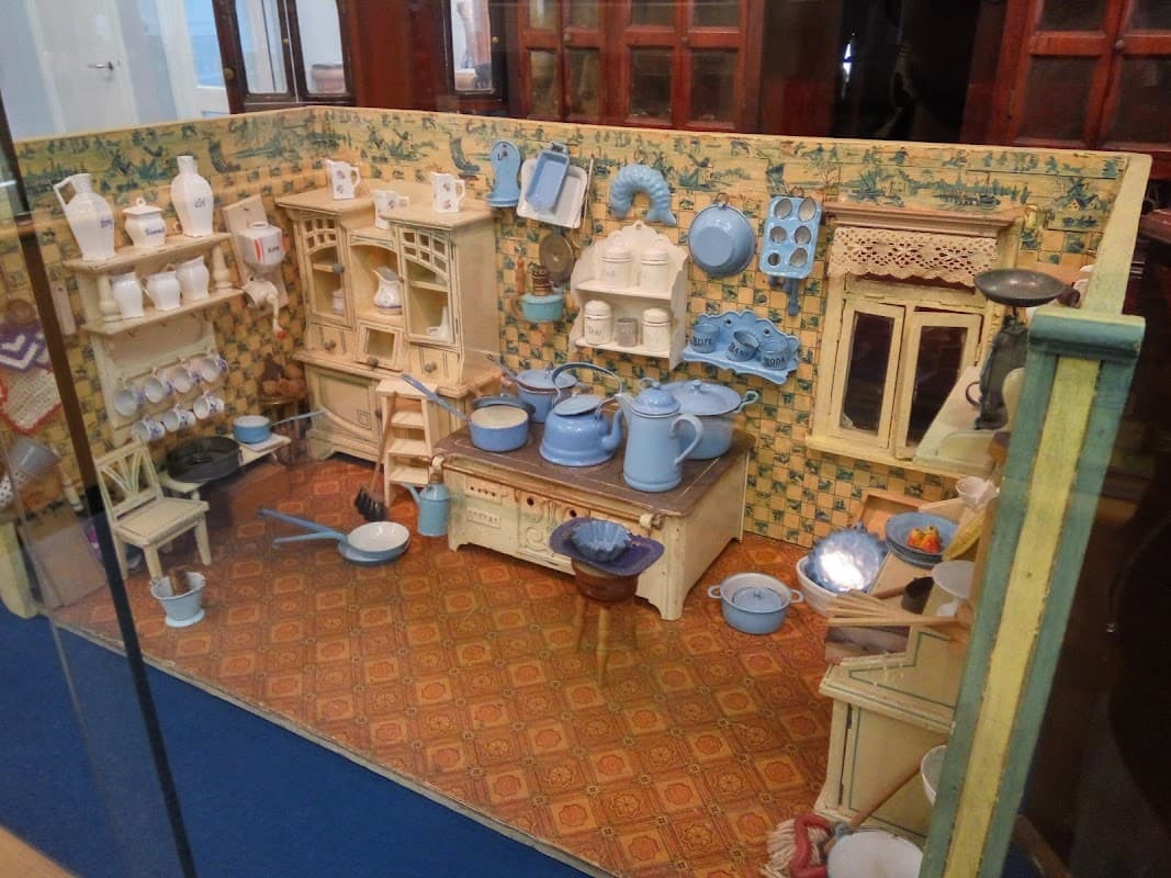 Ilkley Toy Museum - Museum in ilkley