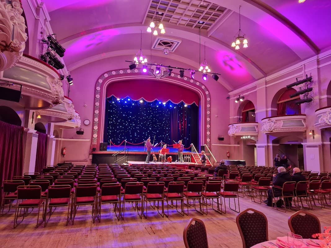 Kingβs Hall & Winter Garden - Theatre in ilkley