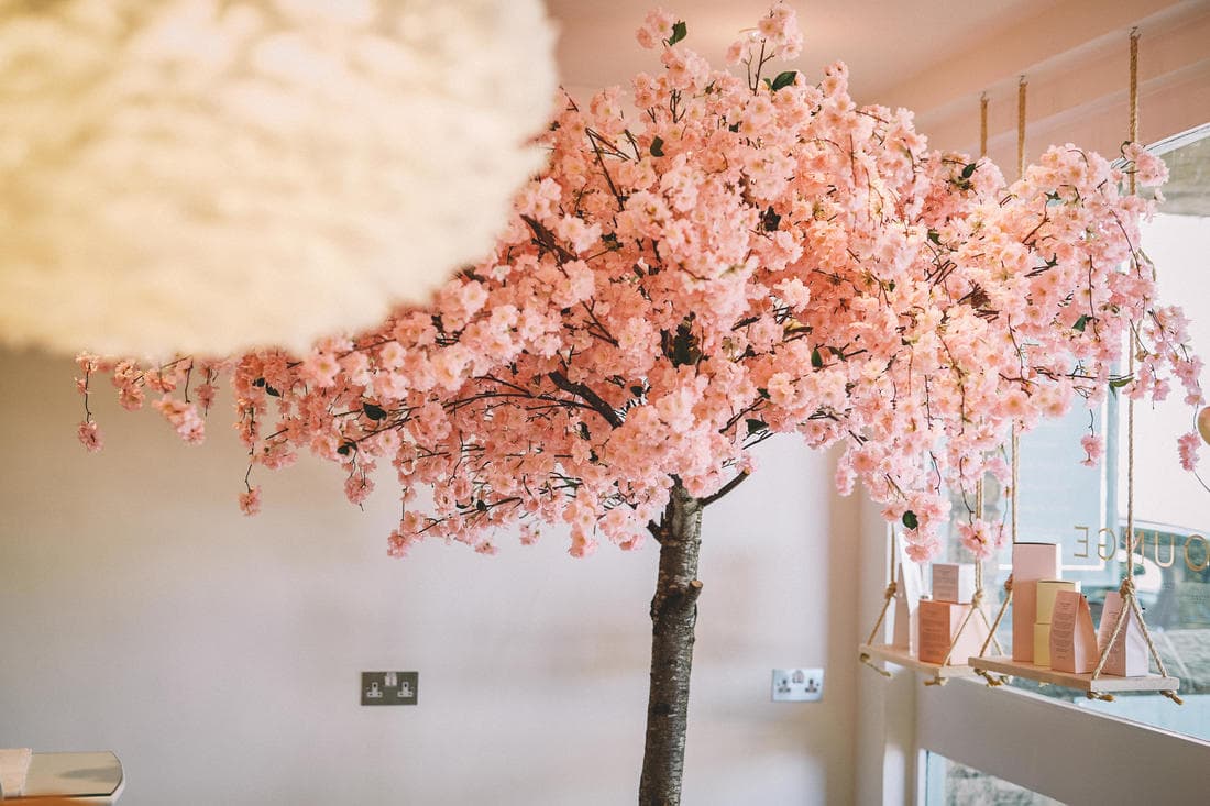 Luxe Beauty Lounge - Beauty Salons in ilkley