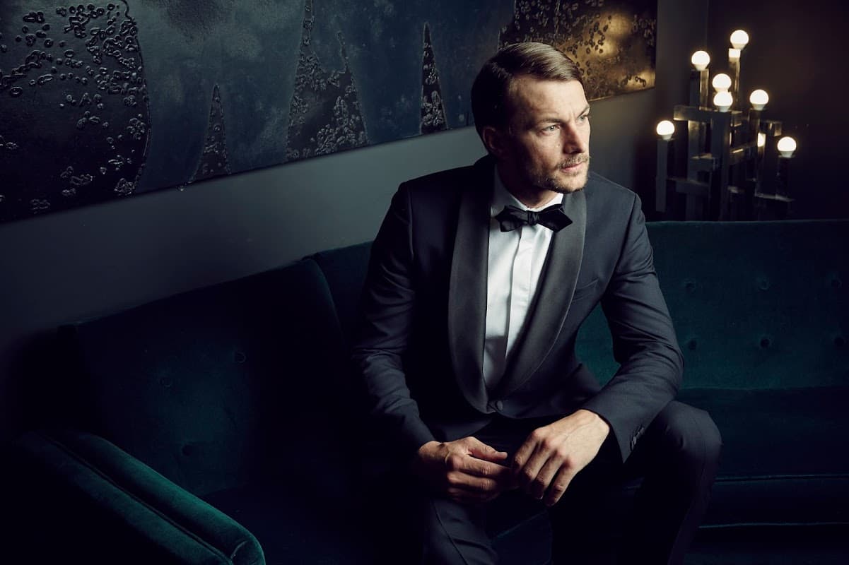 Norton & Townsend Bespoke Tailoring - Tailors in ilkley