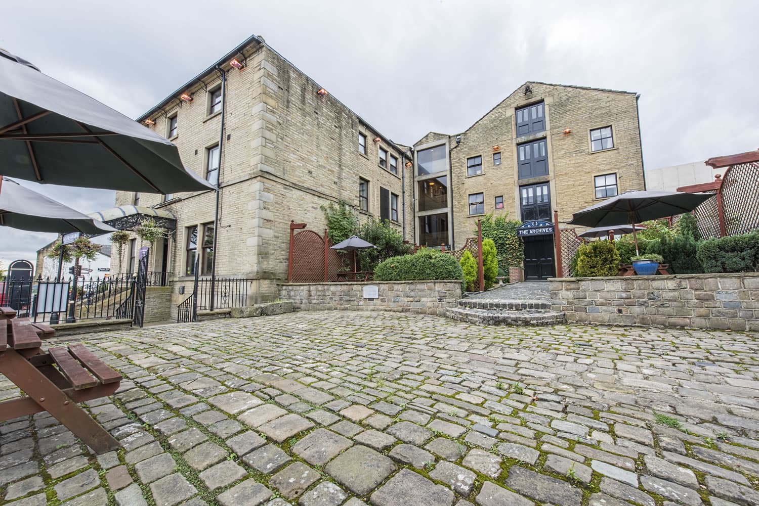 Imperial Crown Hotel