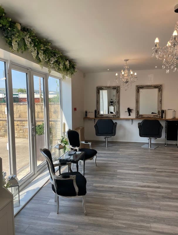 DollyRockers Hair Beauty - Hair Salons in keighley