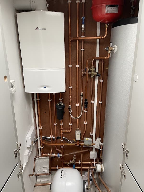 GASTECH 24/7 PLUMBING & HEATING SERVICES - Plumbers in keighley