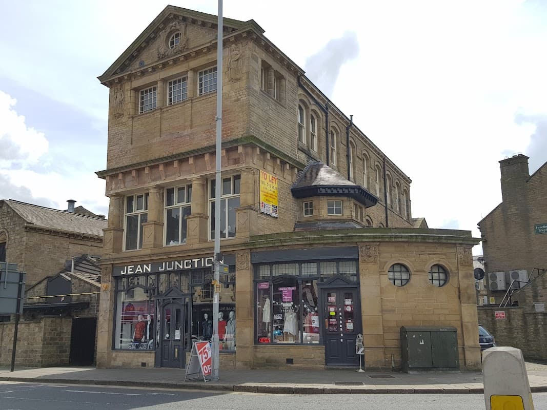 Jean Junction - Clothes Shops in keighley