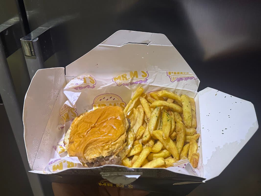 Mr. Mβs - Takeaway in keighley