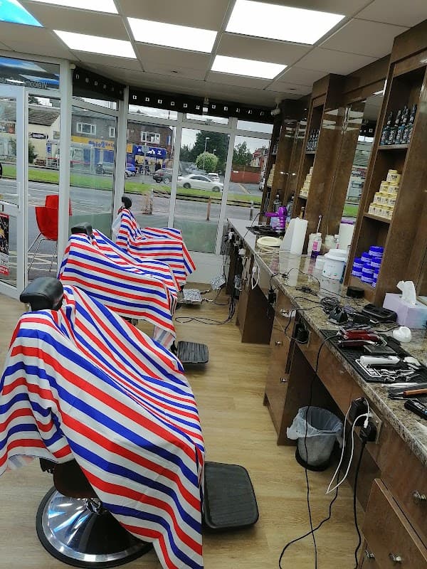 Smart Cutz Barber Shop - Barbers in killingbeck