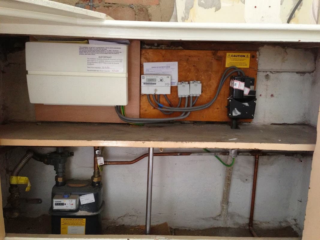 Shelton Electrical Services - Electricians in knaresborough