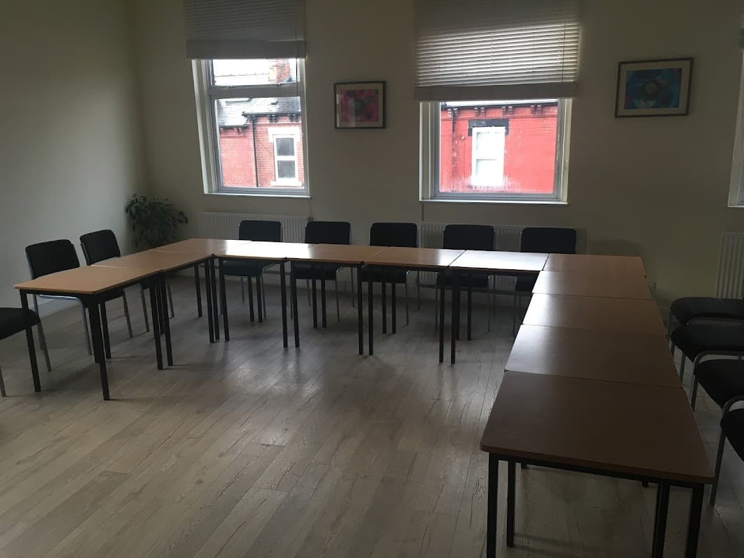 Burley Lodge Centre - Community Centres in leeds