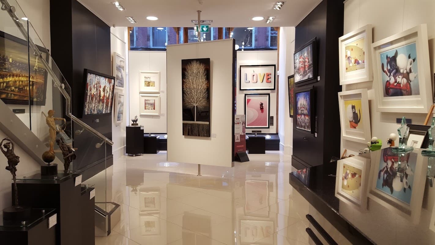 Clarendon Fine Art Leeds - Gallery in leeds