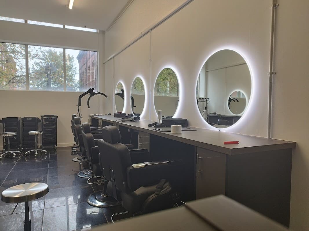 Harbour Hair - Hair Salons in leeds