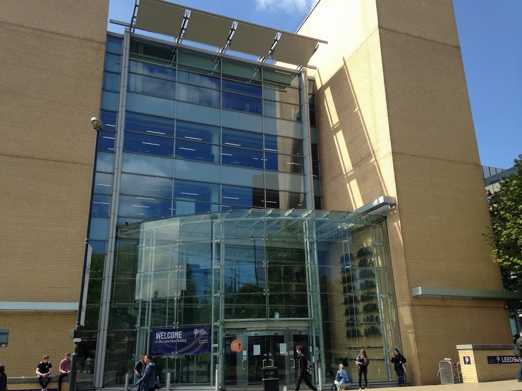 Leeds Beckett University, Sheila Silver Library - Libraries in leeds