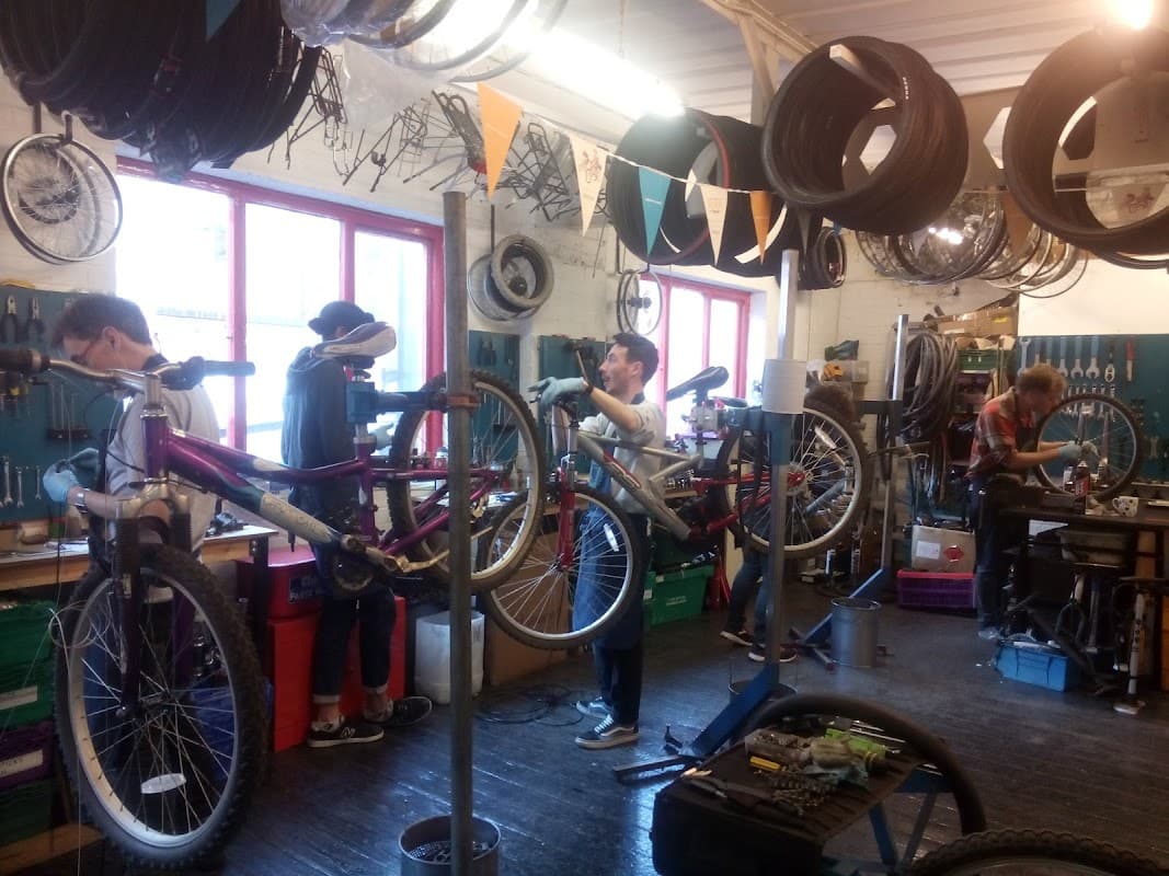 Leeds Bike Mill - Bike Shops in leeds