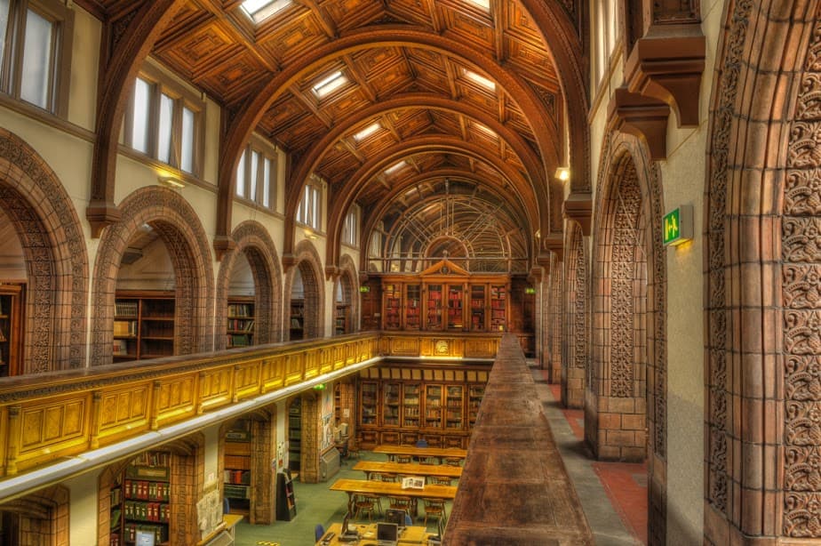 Leeds Central Library - Libraries in leeds