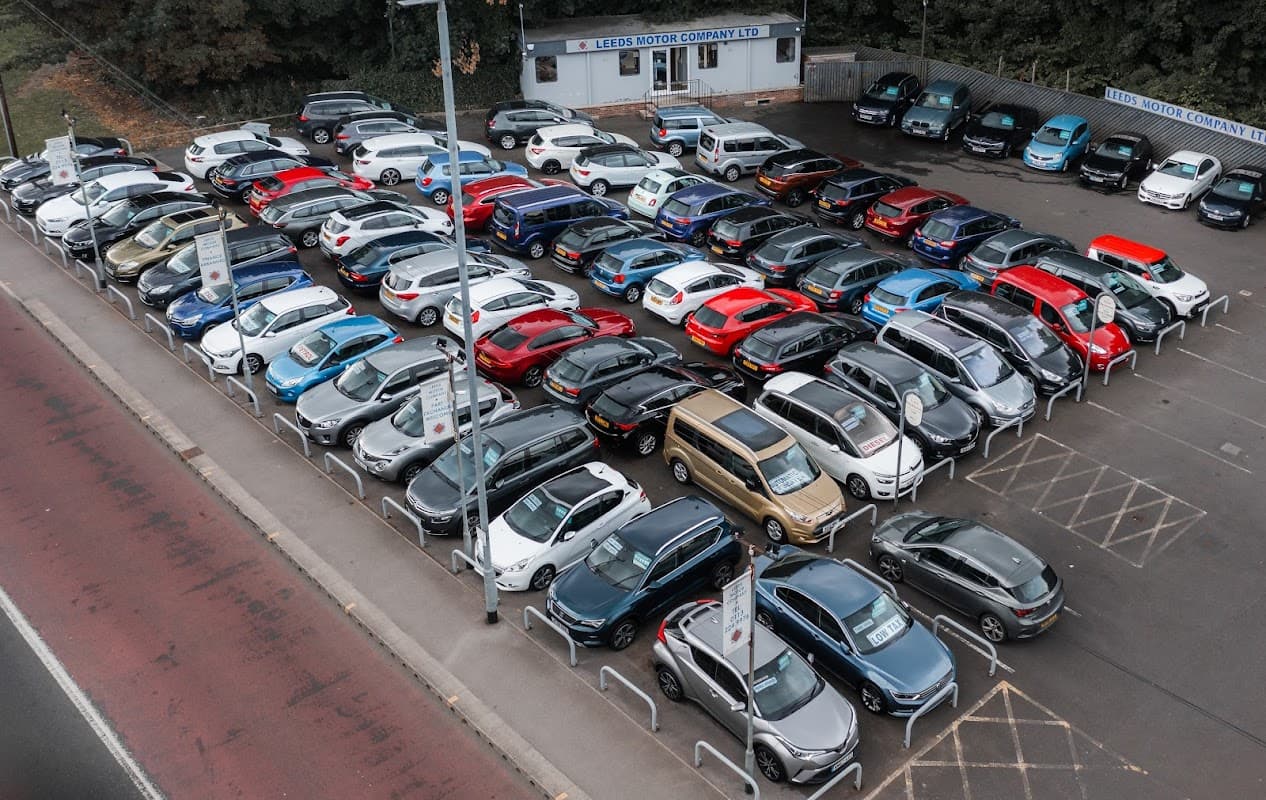 Leeds Motor Co Ltd Commercial Road - Car Dealers in leeds