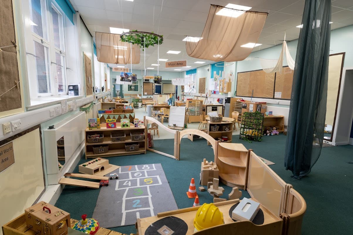 Little Owls Nursery Quarry Mount - Nurseries in leeds