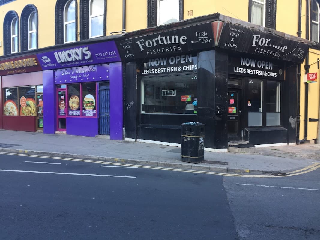 Luckys Leeds - Takeaway in leeds
