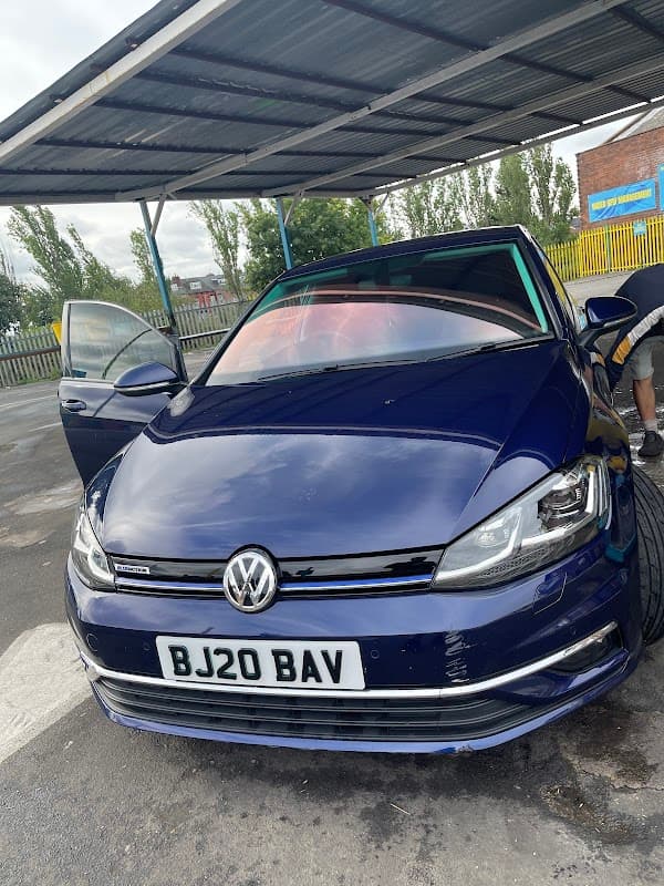 Mina Hand Car Wash & Valeting Centre Leeds - Car Washes in leeds