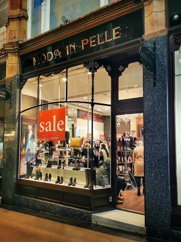 Moda in Pelle - Shoe Shops in leeds