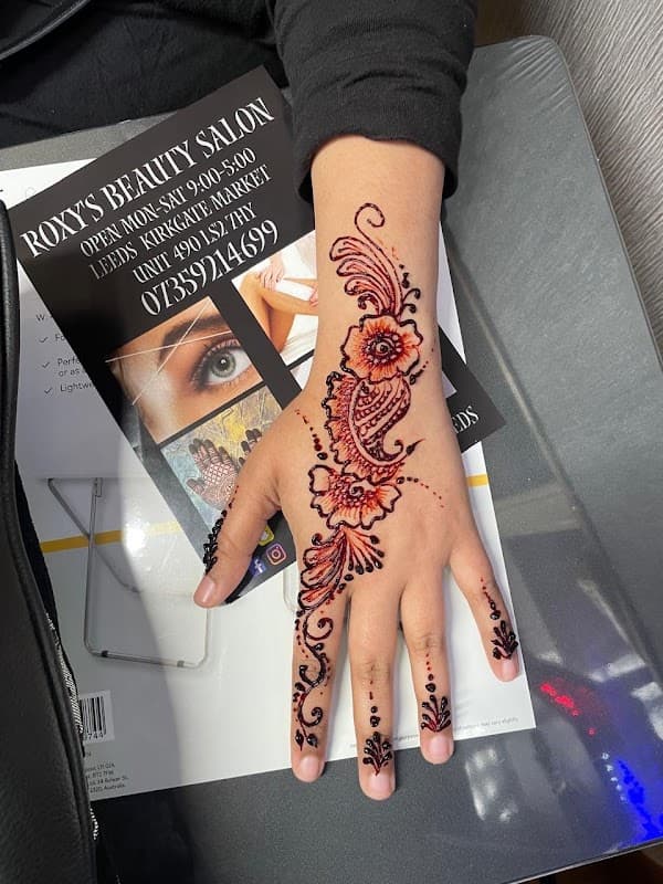 Roxyβs Beauty salon - Beauty Salons in leeds