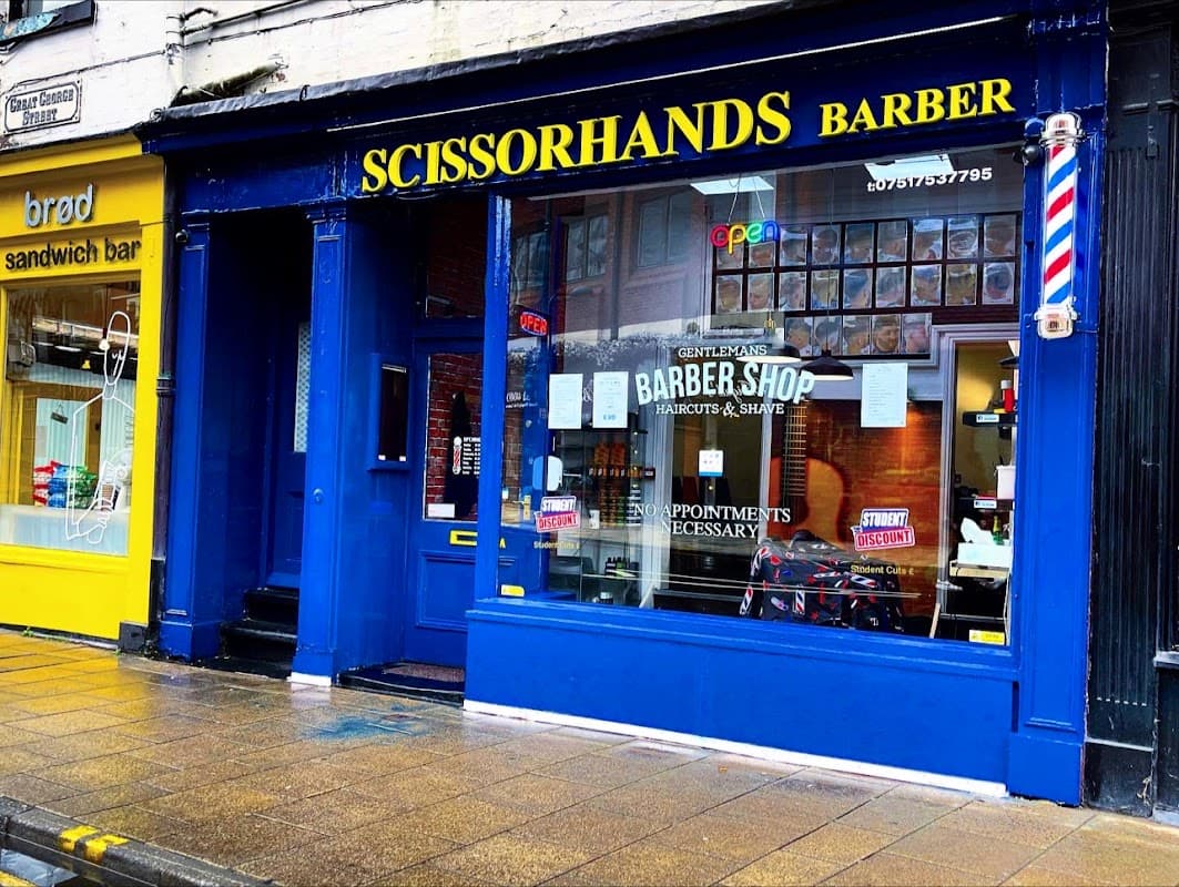 Scissorhands Barber - Barbers in leeds