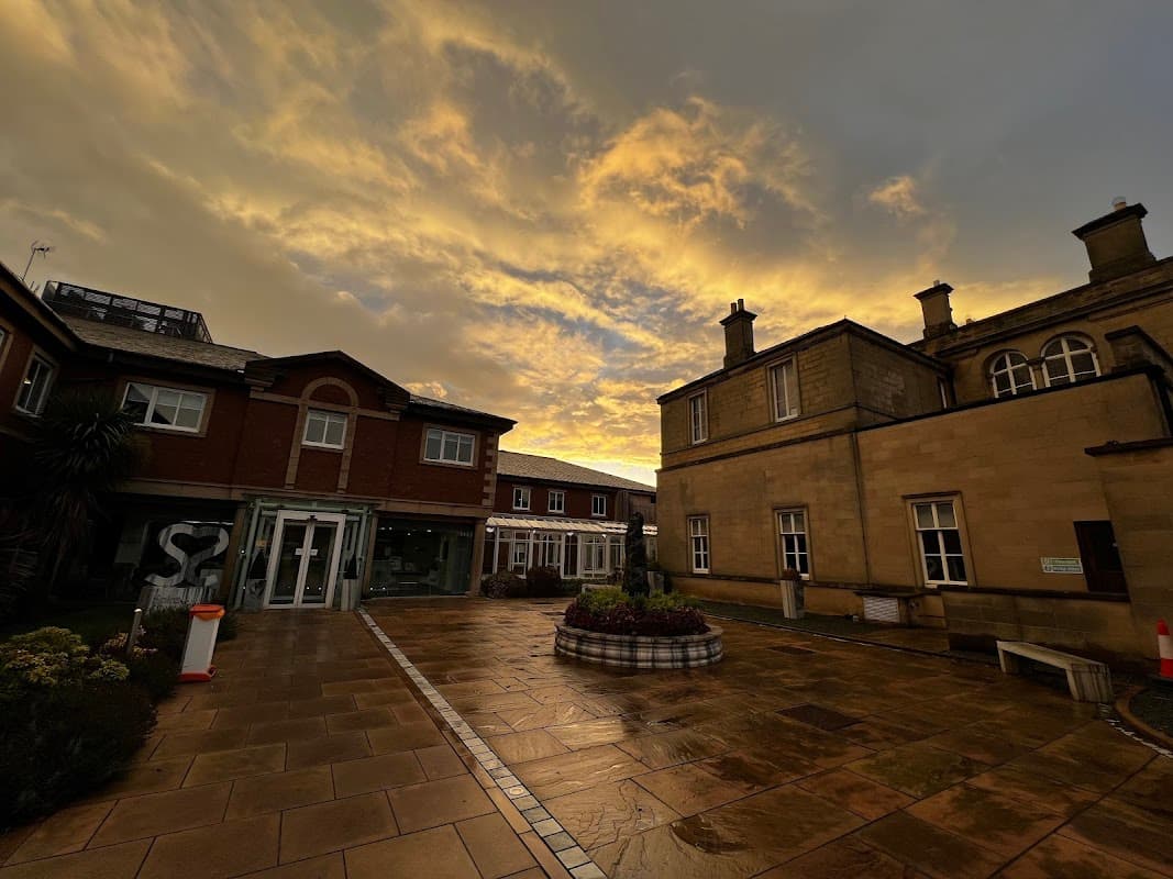 Spire Leeds Hospital - Hospitals in leeds