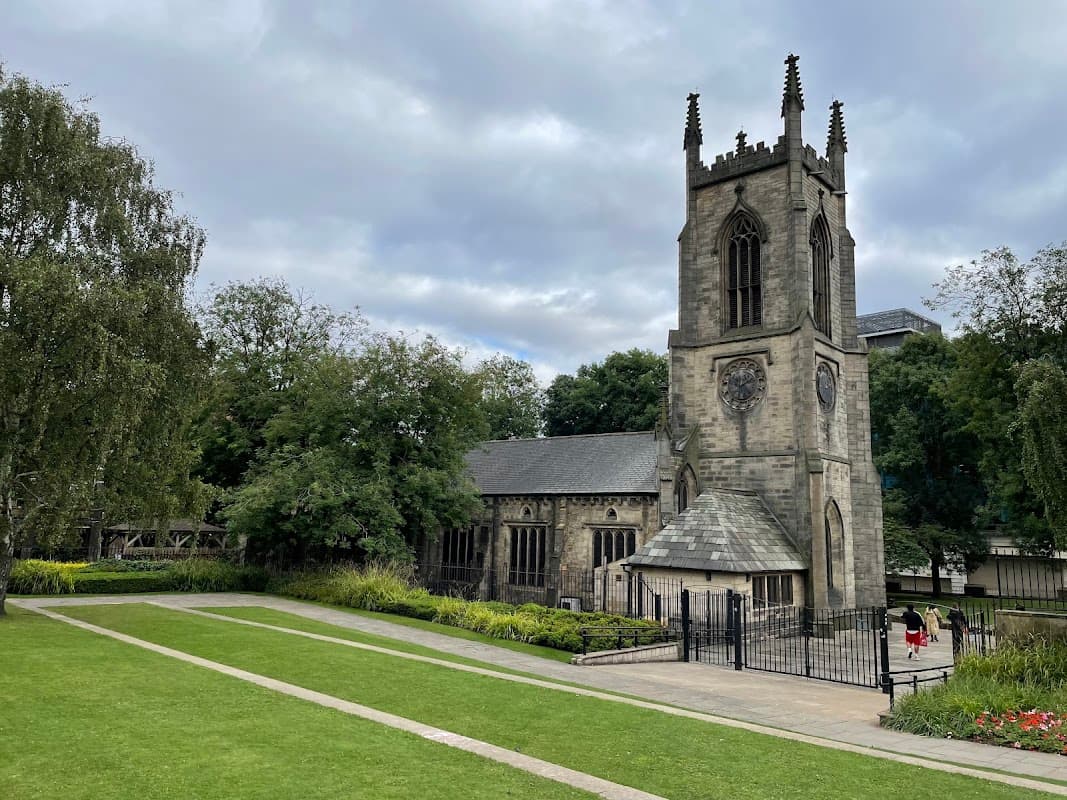 St John The Evangelist's Church : New Briggate - Churches in leeds