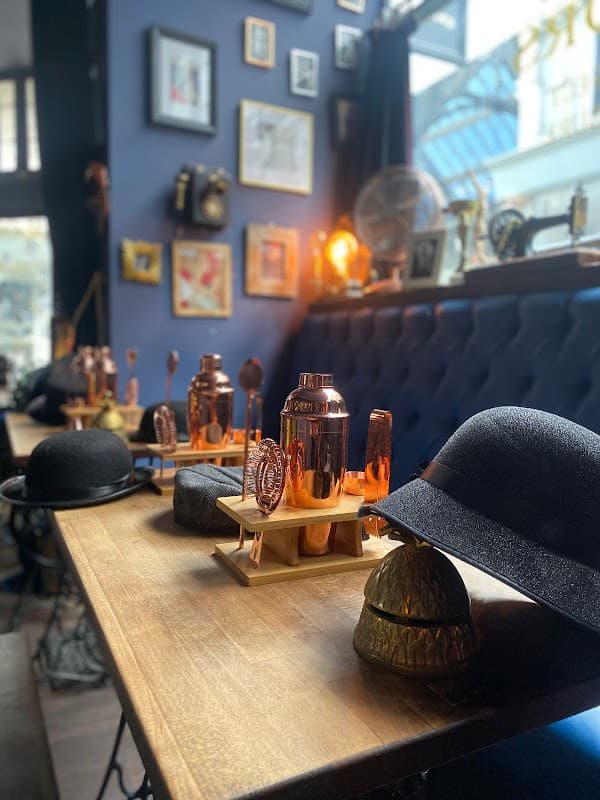 Food & drink at Tailors Gin in leeds