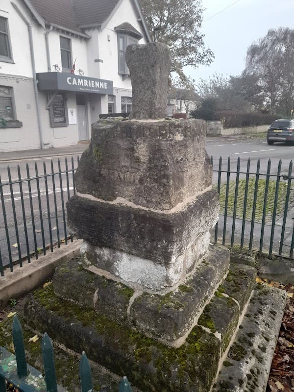 Norman Cross - Monuments in maltby