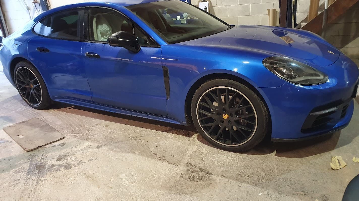 R.E Finishing - Garages in maltby