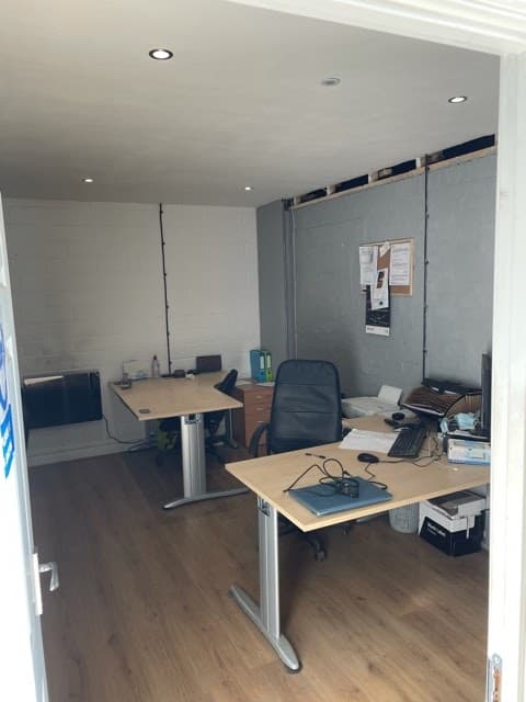 Volkstech - Garages in maltby