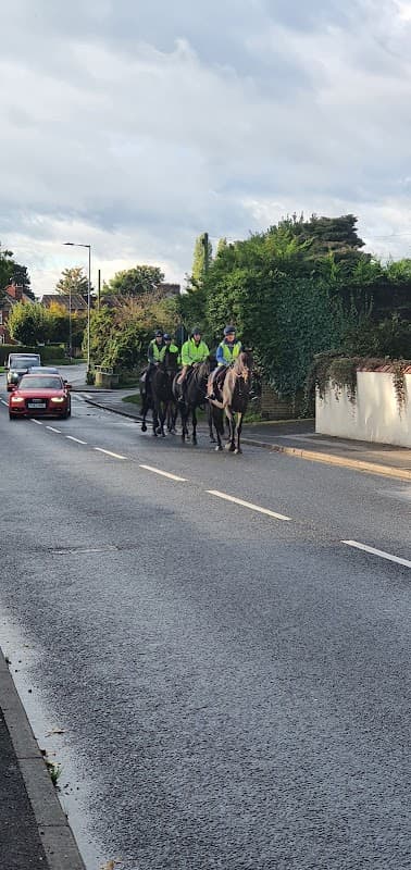 Bus Stop at Mauden Grove - Bus Stops in malton