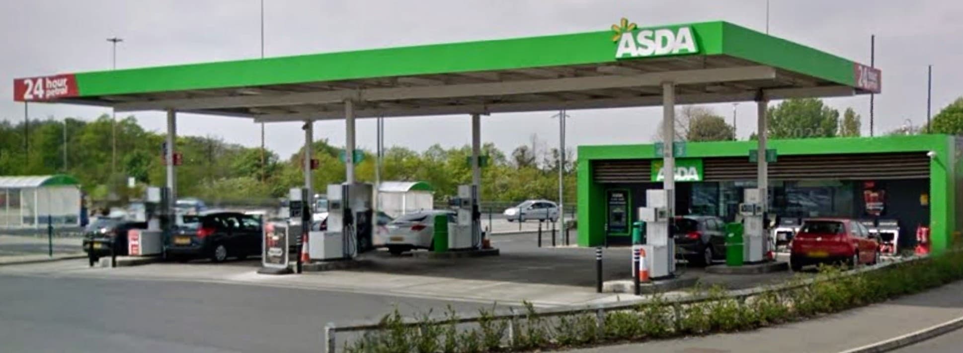 Asda Petrol Station - Petrol Stations in manor