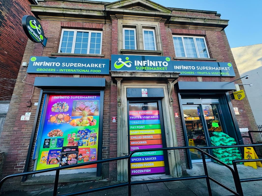 Infinito Supermarket - Supermarkets in manor