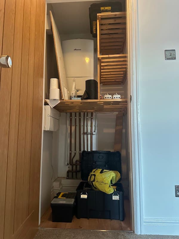 Hall & Featherstone Plumbing - Plumbers in market weighton