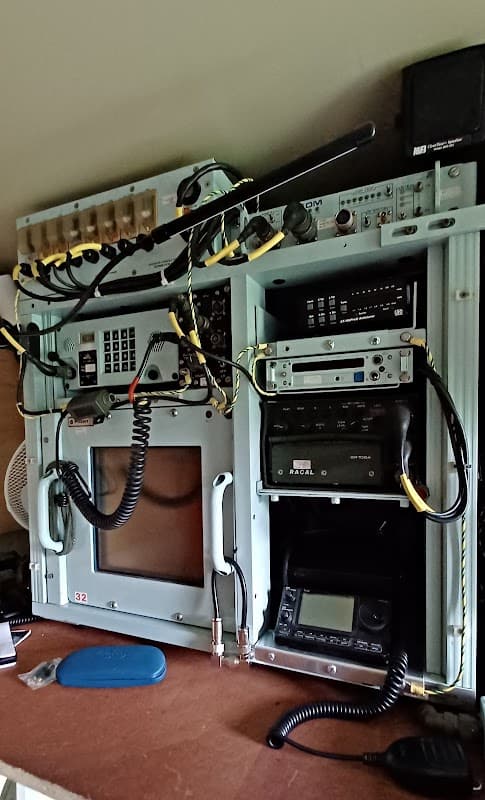 L. R. Series - Car Parts in market weighton