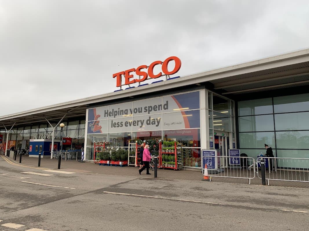 Tesco Superstore - Supermarkets in market weighton