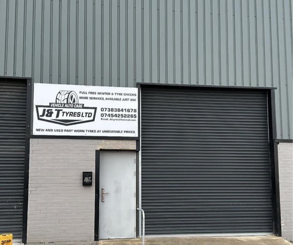 J&T Tyres - Garages in marske