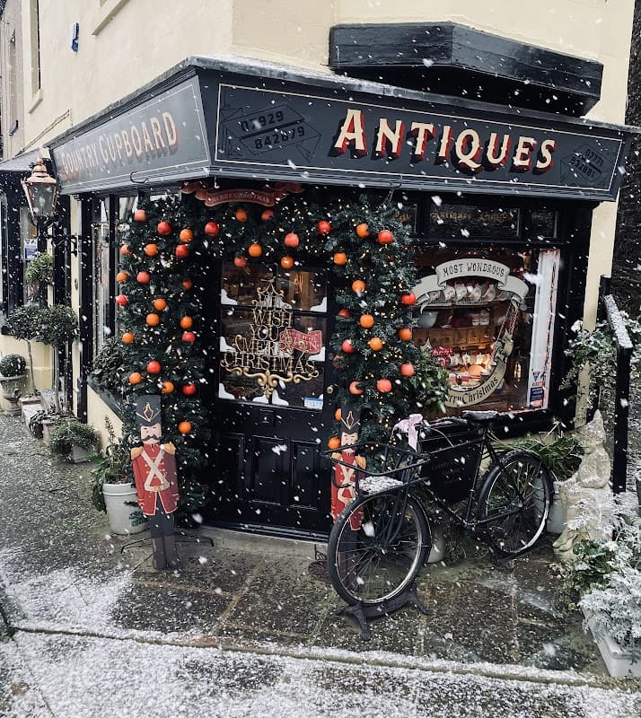 Country Cupboard Antiques - Antique Shops in middleham