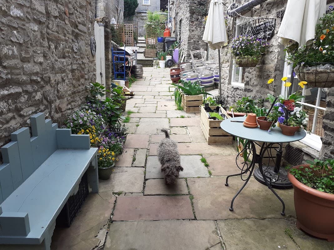 Dining at Richard Ⅲ Hotel in middleham