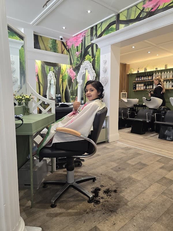 Chintz Hair Salon - Hair Salons in middlesbrough