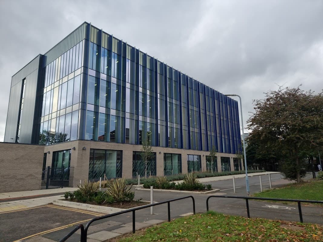 Six Centre Square - Insurance in middlesbrough