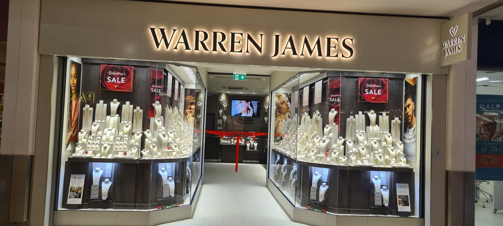 Warren James - Jewellers in middlesbrough