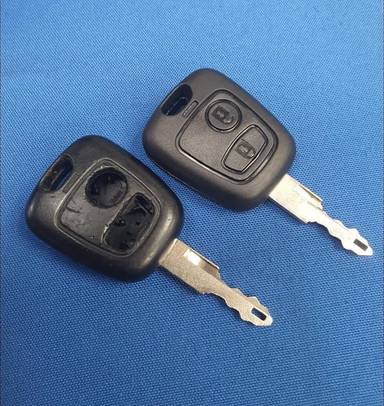 Wells Bros Hardware & Key Cutting - Ironmongers in middlesbrough