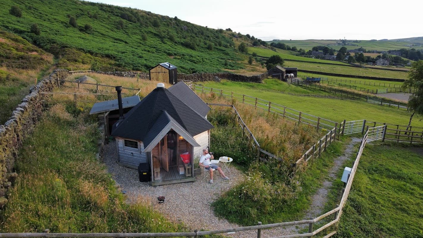 Accommodation at Baywood Cabins in middleton cowling