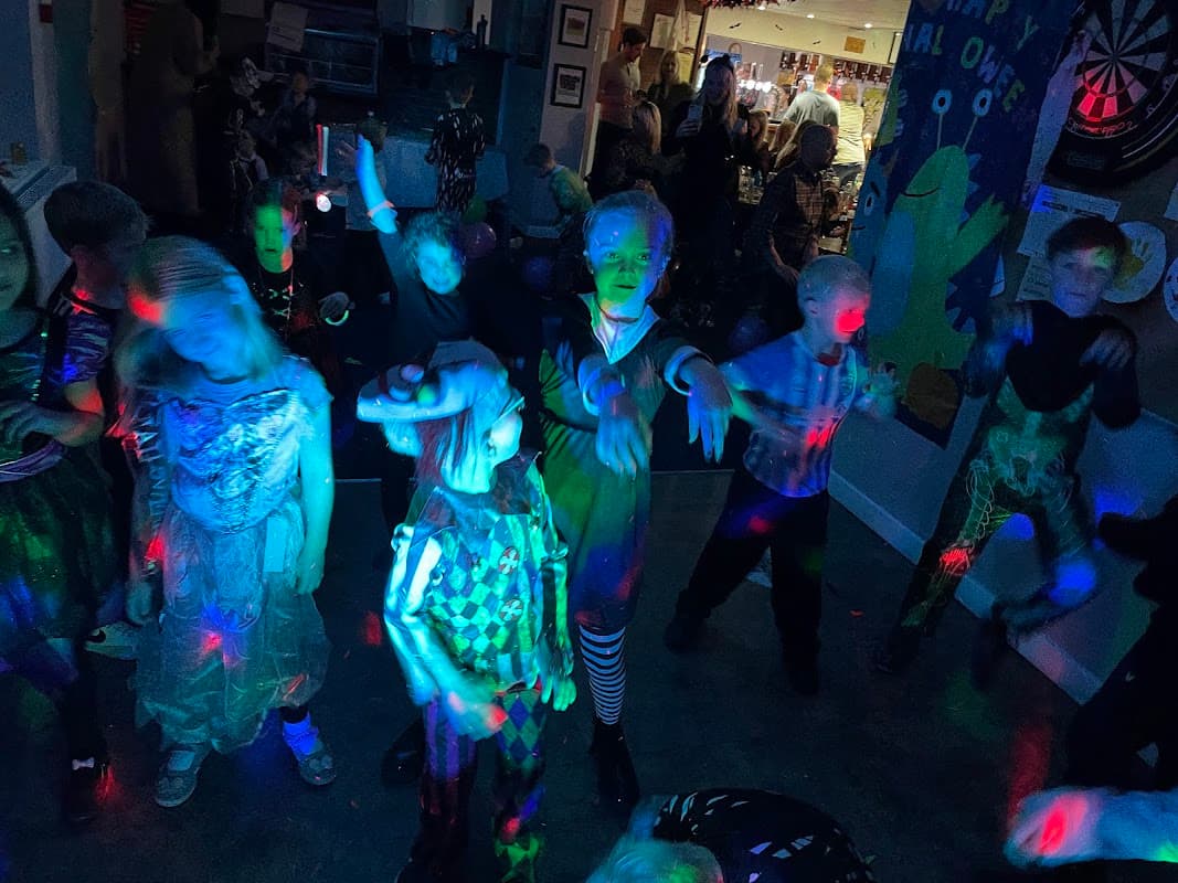 Bus Stop at Mirfield Memorial Ground - Bus Stops in mirfield