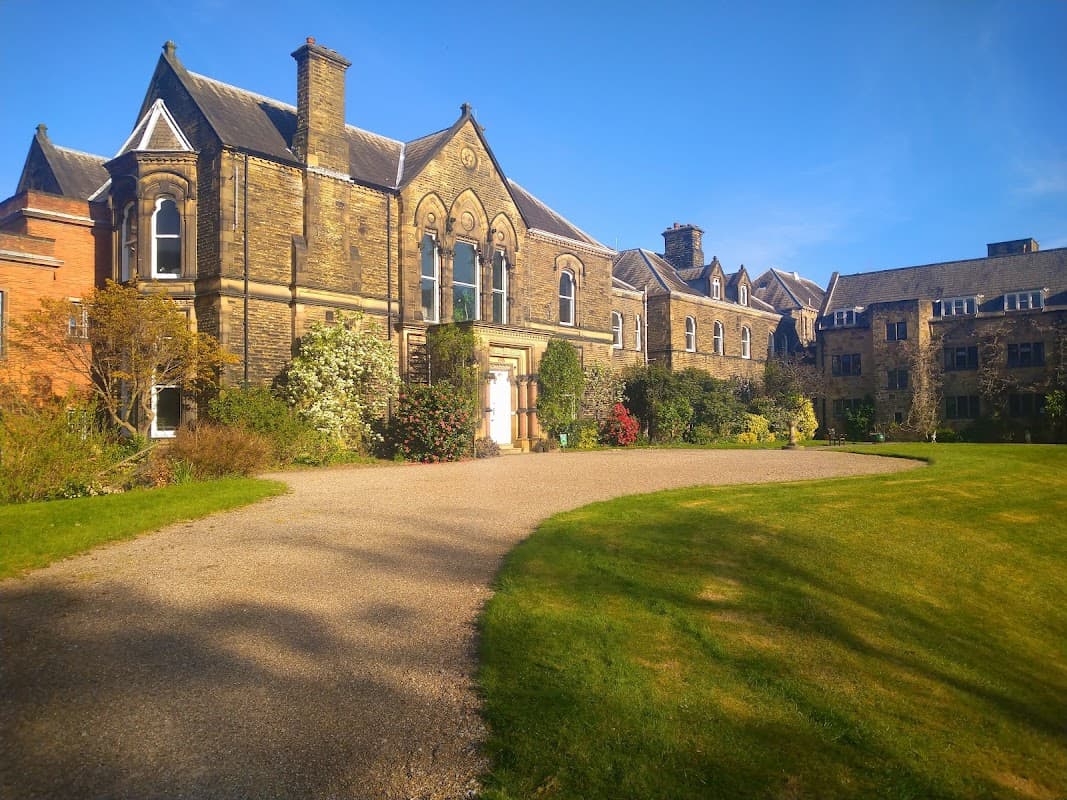 College of the Resurrection - Universities in mirfield