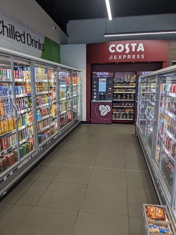 SPAR Mirfield - Corner Shops in mirfield