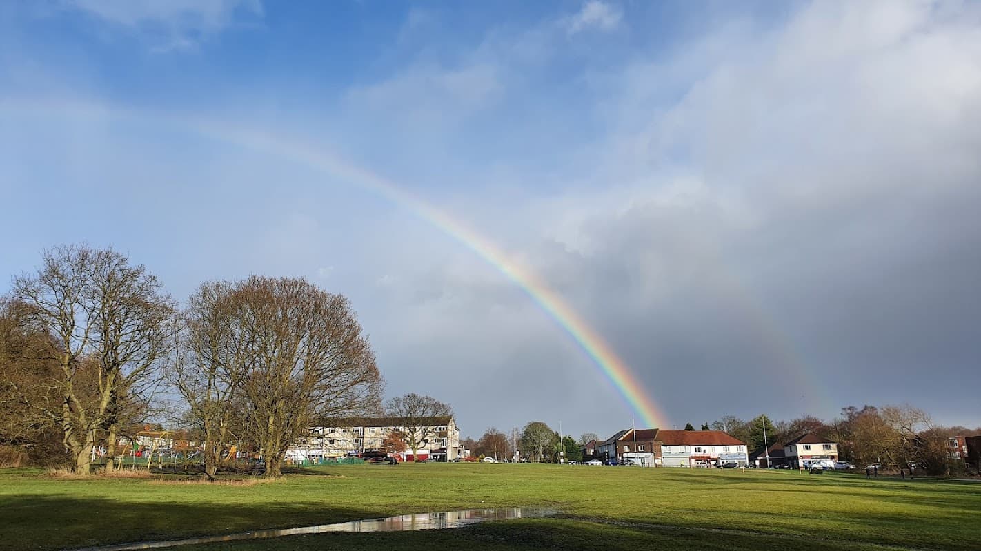 Alwoodley Village Green Outdoor Gym