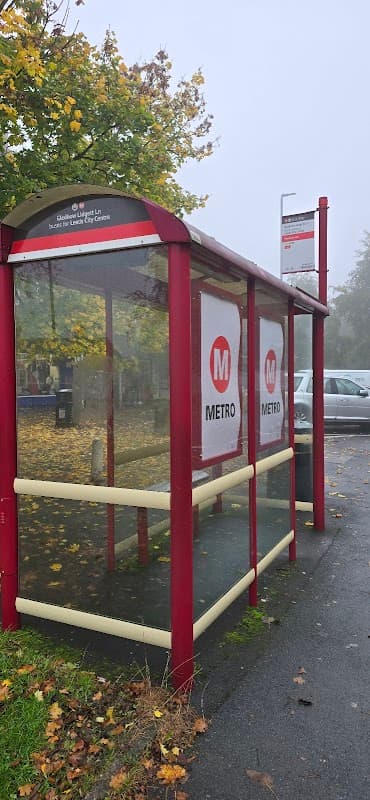 Bus Stop at Gledhow Lidgett Ln - Bus Stops in moortown